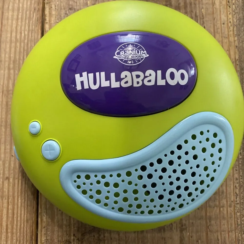 Cranium HULLABALOO The Game of Tunes Twists Topsy Turvy Fun 2004 Works! Complete